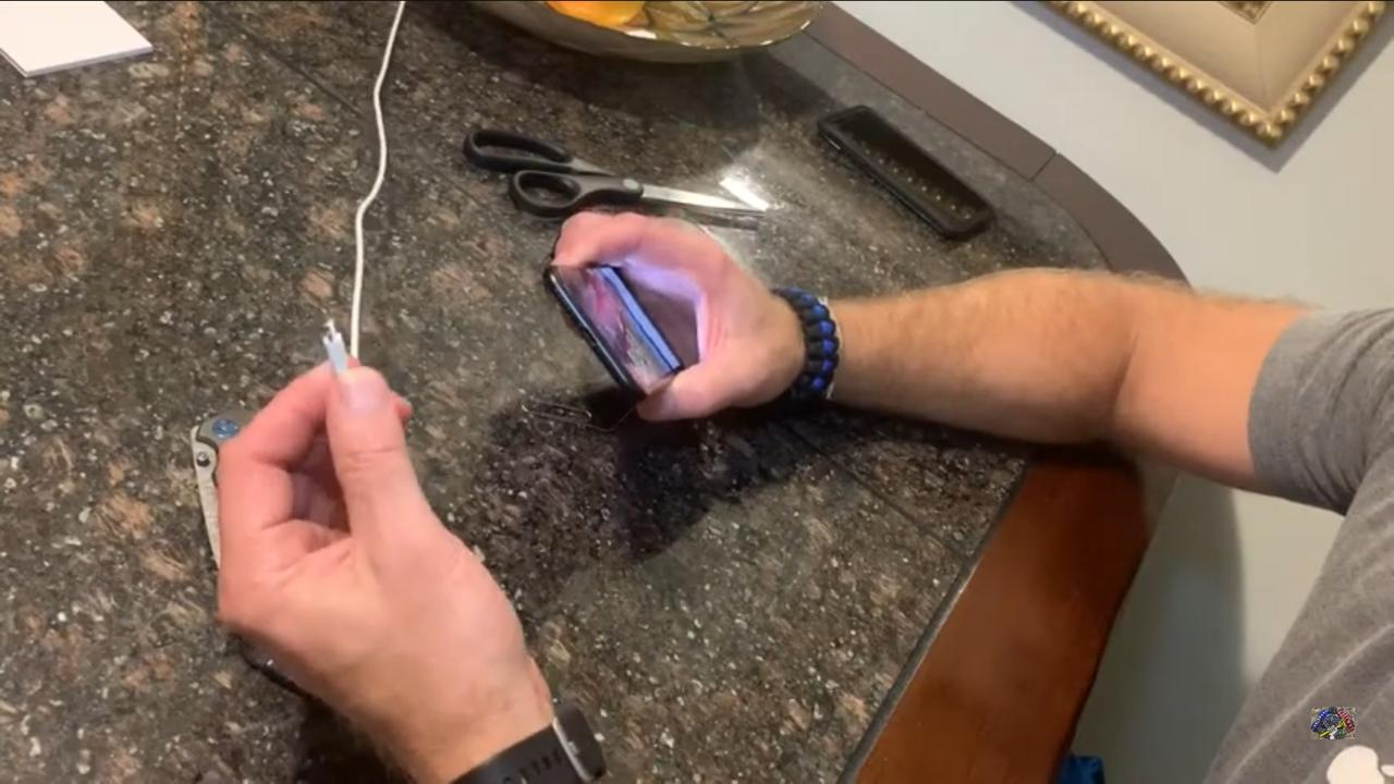 Iphone 11 Charging Port Fix photo
